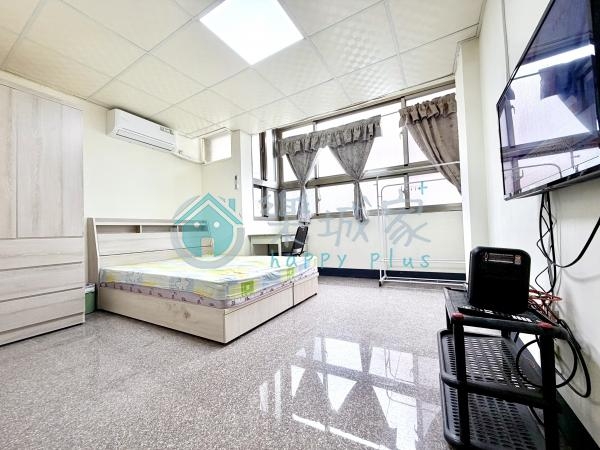 市區火車站｜大套房可租補｜專人收垃圾室內